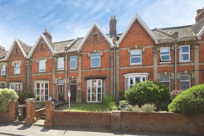 3 bed property, in North Street, £300,000