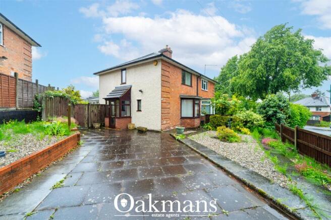 3 bed property, in Cheverton Road, £190,000