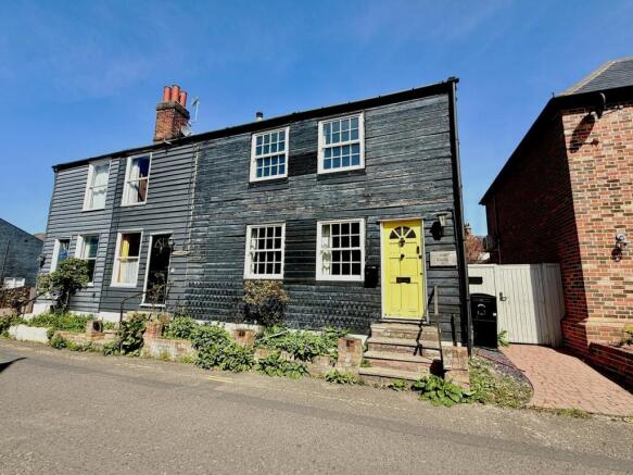 3 bed property, in West Street, £325,000