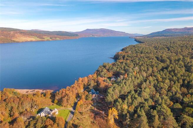 4 bed property, in Comraich House, £575,000