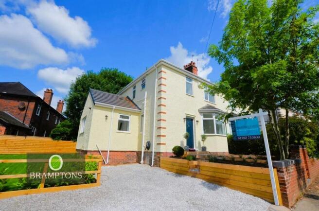 3 bed property, in Douglas Avenue, £250,000