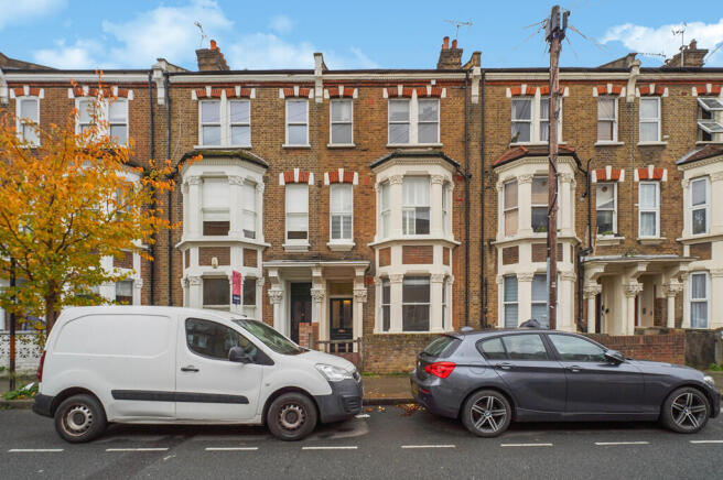 2 bed property, in Fermoy Road, £650,000