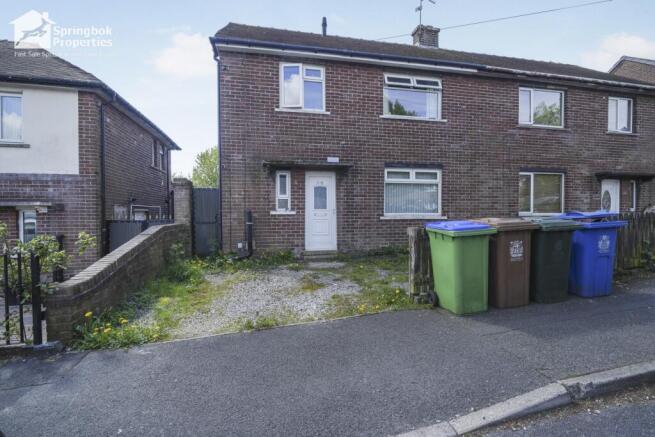 3 bed property, in Hill Top Drive, £190,000