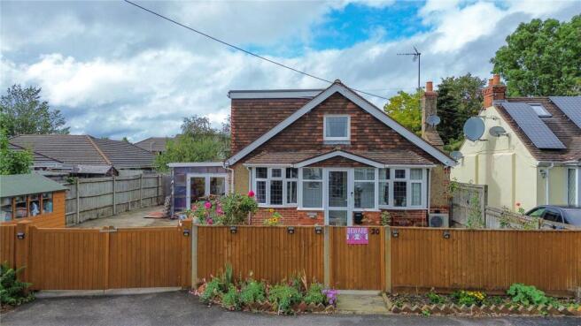 3 bed property, in Westfield Road, £525,000