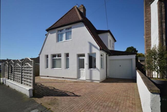 3 bed property, in Ridgeway Lane, £495,000