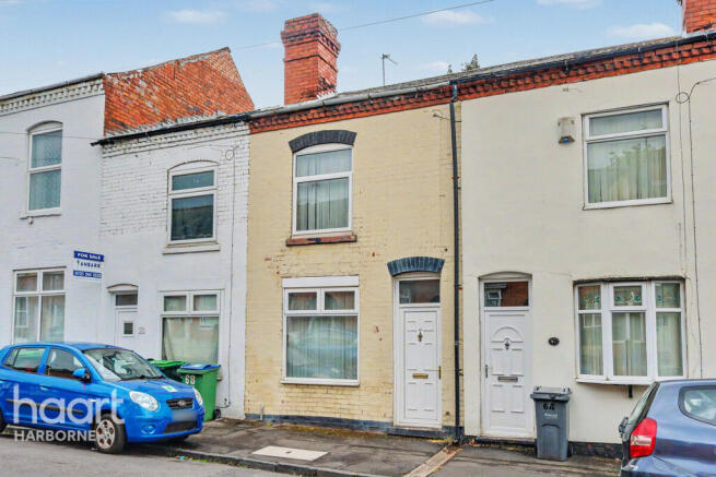 2 bed property, in The Uplands, £180,000