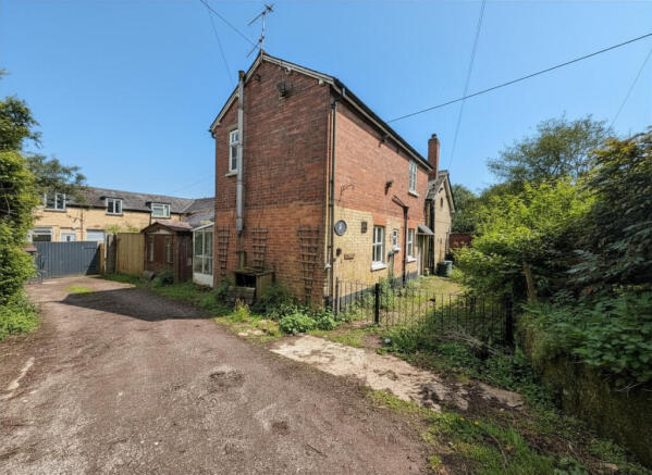 2 bed property, in Bolealler Cottage, £275,000