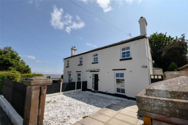 3 bed property, in Delta Road East, £200,000