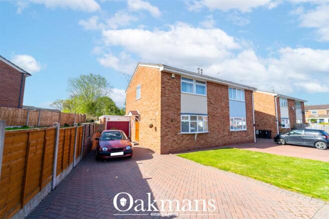3 bed property, in Larchmere Drive, £280,000