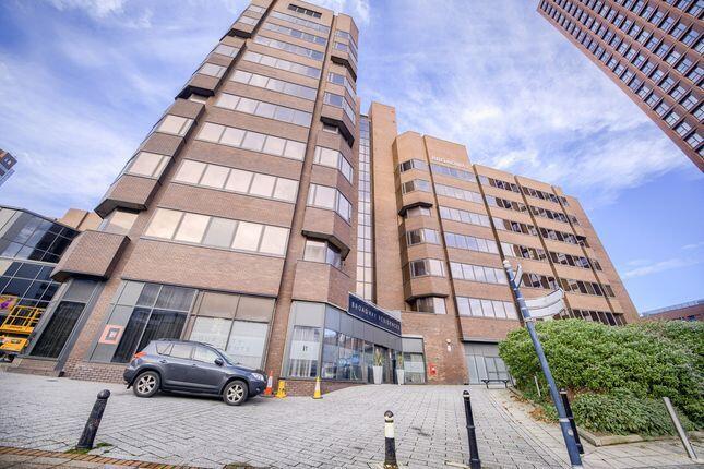 1 bed property, in Apartment 211 Broadway, £67,000