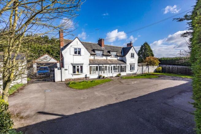 6 bed property, in Mansfield Road, £595,000