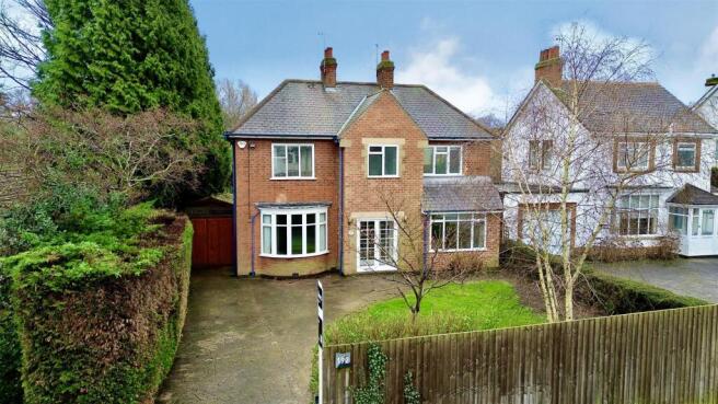 4 bed property, in Forest Road, £500,000