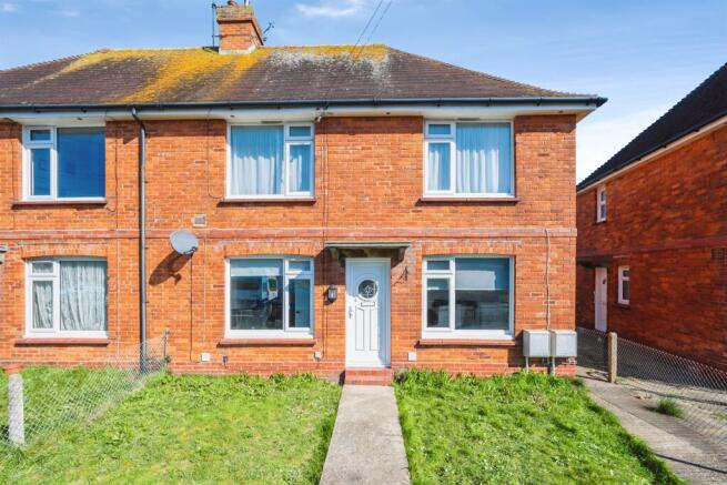 1 bed property, in Rye Street, £140,000