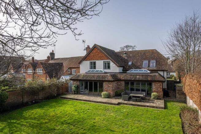 4 bed property, in Pankridge Street, £1,095,000
