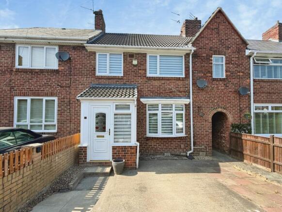 3 bed property, in Staward Terrace, £125,000