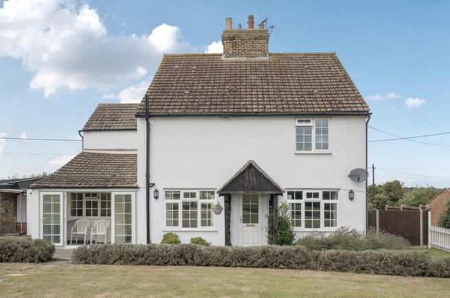 2 bed property, in Gorse Road, £550,000