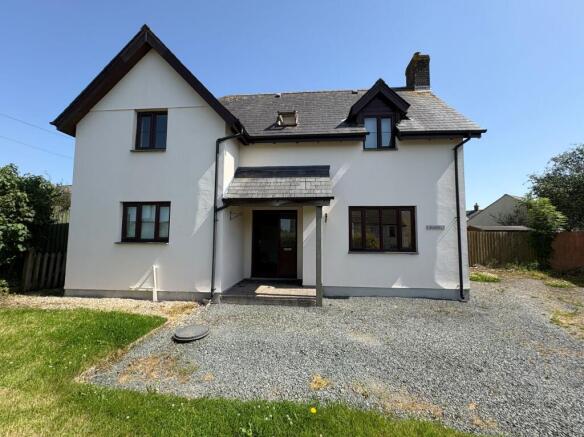 3 bed property, in Shebbear, £325,000