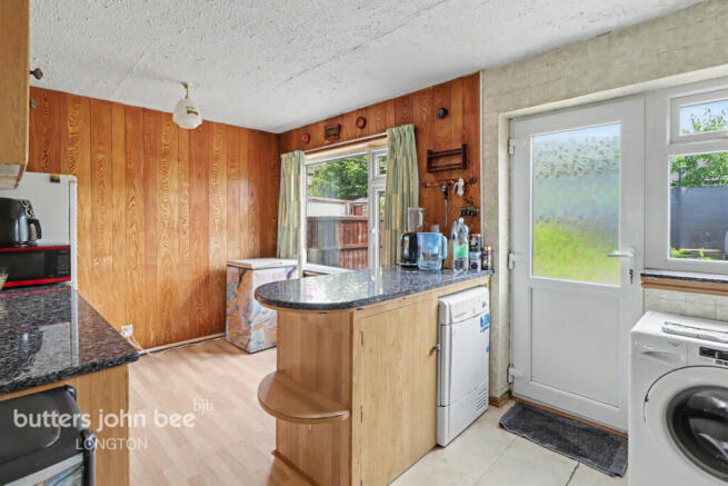 3 bed property, in Gardiner Drive, £150,000