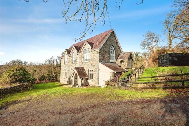 4 bed property, in Cenarth, £525,000