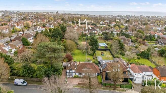 6 bed property, in Woodruff Avenue, £1,750,000