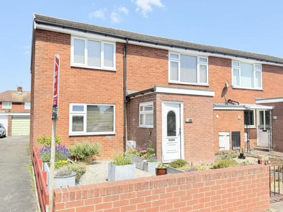 Land, in 24 Whinnie House Road, £50,000
