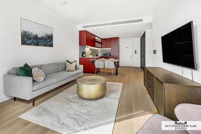 2 bed property, in Legacy Building, £875,000