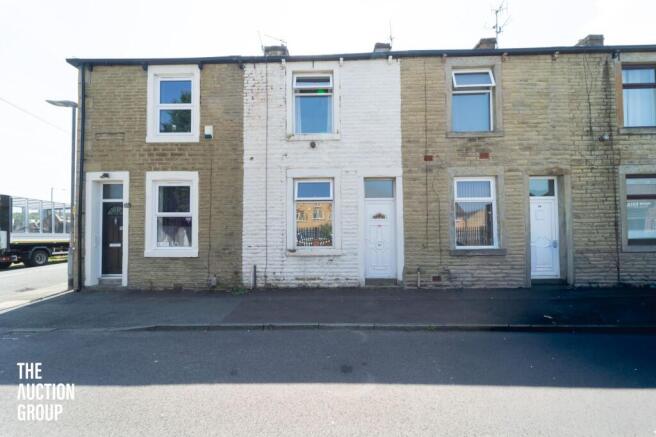 2 bed property, in Harling Street, £63,000