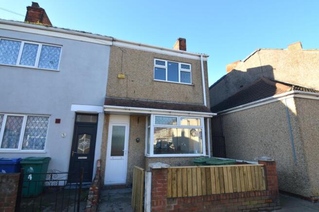 3 bed property, in Ladysmith Road, £60,000