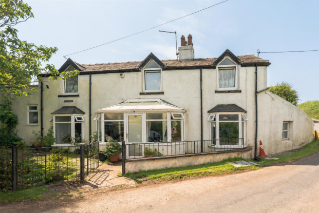 4 bed property, in Dungeon Lane, £525,000