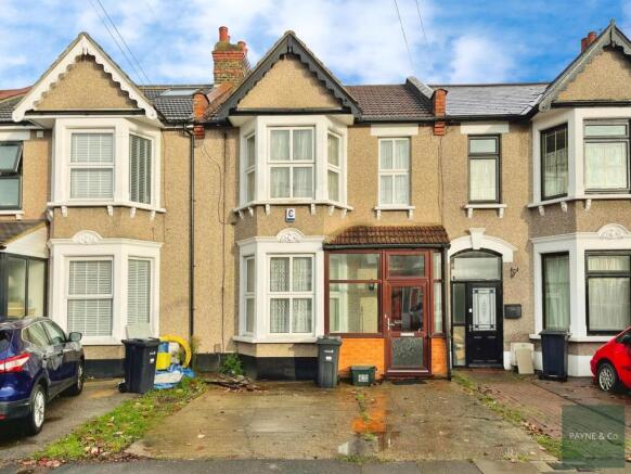 4 bed property, in Balfour Road, £560,000