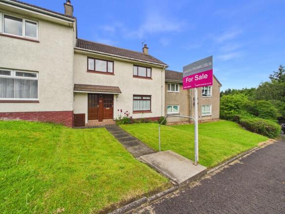 3 bed property, in Kirktonholme Road, £125,000