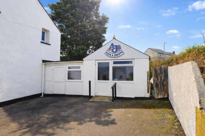 Studio, in Parka Road, £60,000