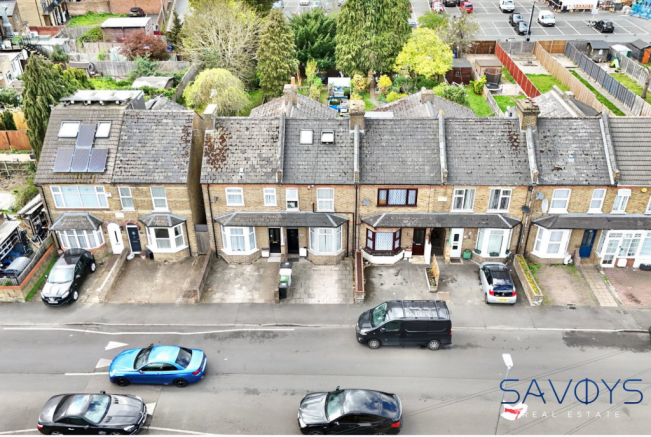6 bed property, in Otterfield Road, £650,000