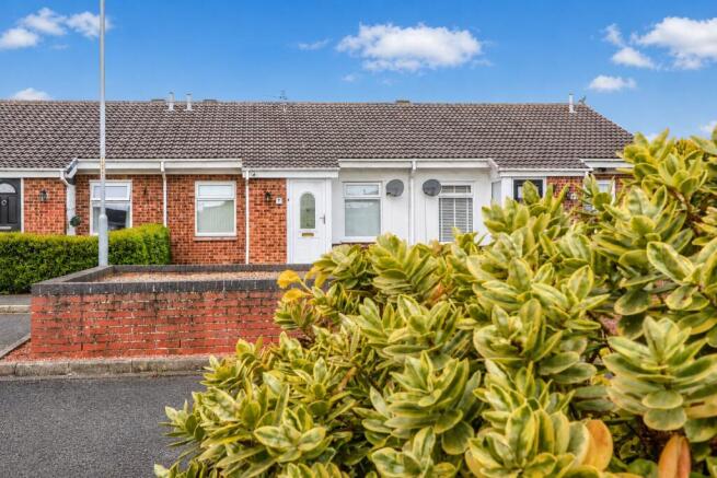 2 bed property, in Linton Close, £115,000
