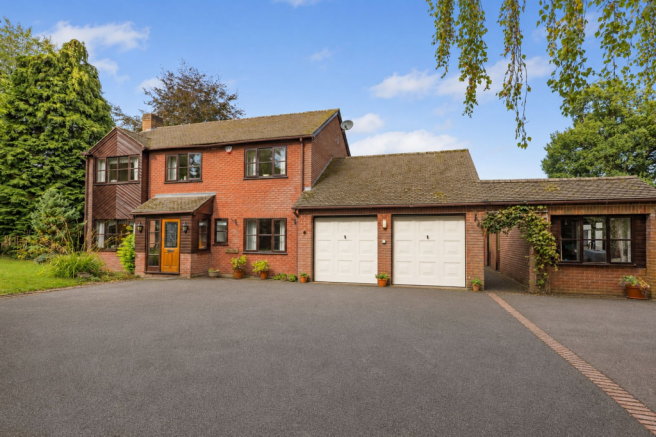 3 bed property, in Oldbury Road, £799,950