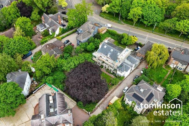 17 bed property, in Forest Grove, £1,100,000