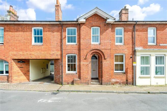 2 bed property, in Magdalen Mews, £500,000
