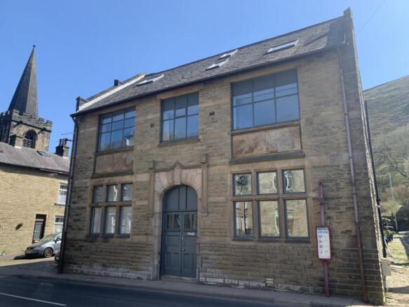 6 bed property, in Burnley Road, £315,000