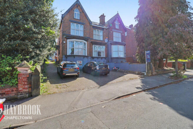8 bed property, in Earl Marshal Road, £550,000