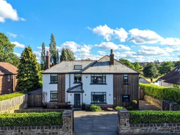 4 bed property, in The Wheel, £895,000