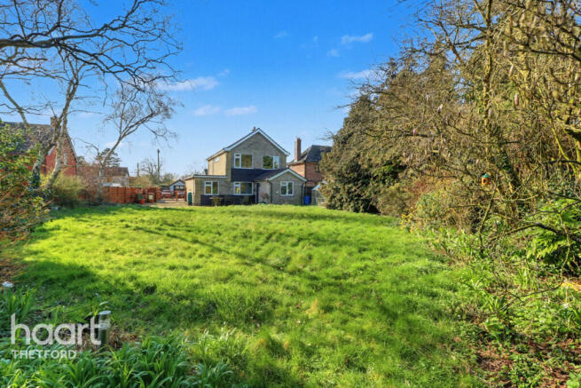 3 bed property, in Watton Road, £350,000