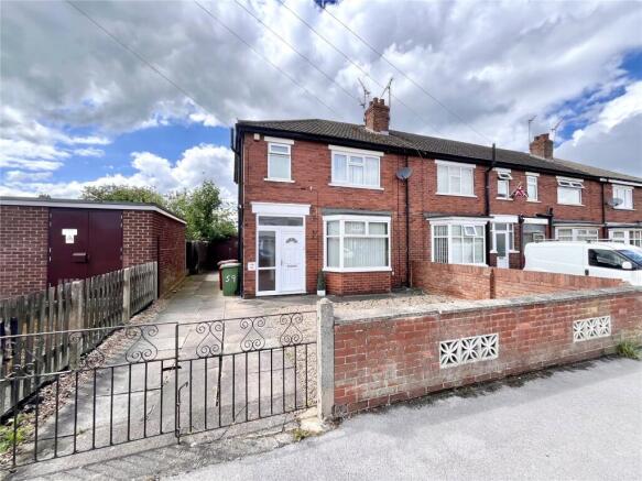 3 bed property, in Monks Road, £95,000