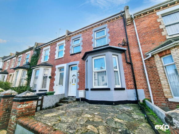 4 bed property, in Conway Road, £325,000