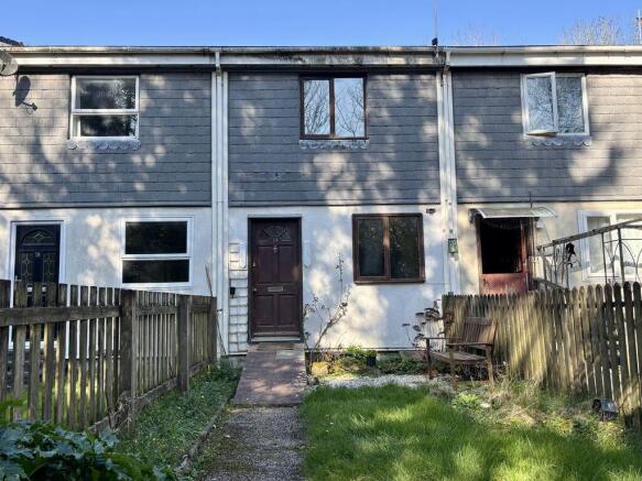 2 bed property, in Uzella Park, £124,995