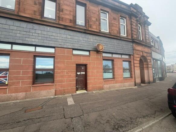 2 bed property, in Wellesley Road, £65,000