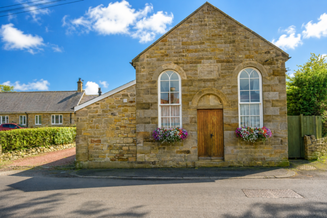 3 bed property, in Kirkstone, £400,000