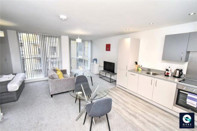 1 bed property, in Adelphi Wharf Phase 3, £80,000