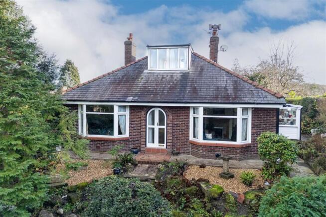 3 bed property, in Waggs Road, £299,950