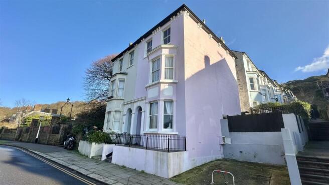 5 bed property, in All Saints Street, £599,950