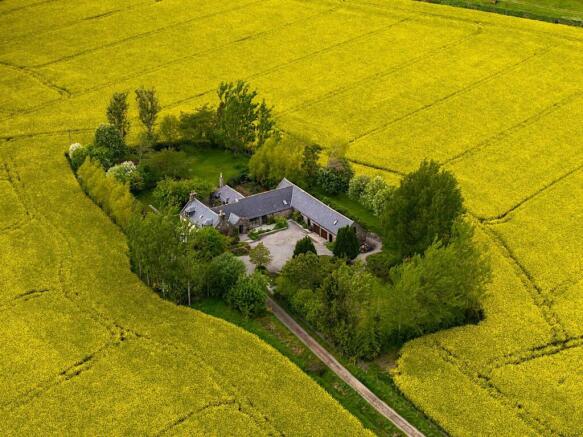 3 bed property, in Dryburn, £450,000